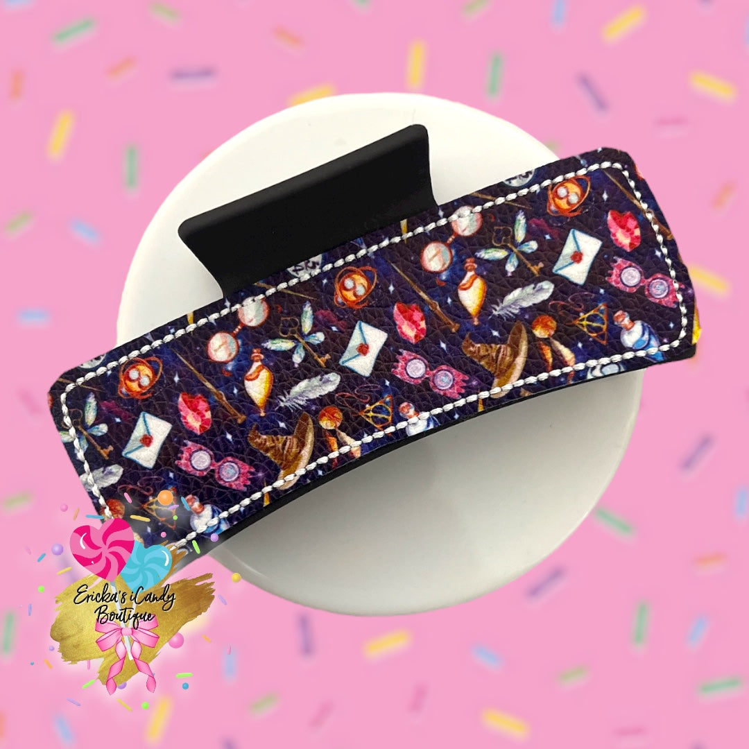 Potter Mail - 4in Embroidered Claw Clip