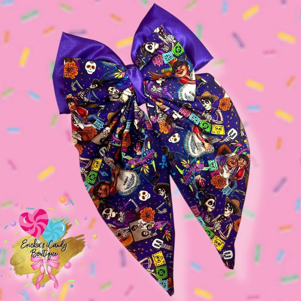 Un Poco Loco - Lazo Coquette