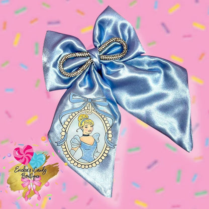Princesses  - Blingy Solii Sailor Bow