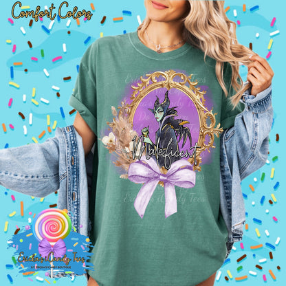 Villians Coquette Gold Frame - Tees & Sweatshirts