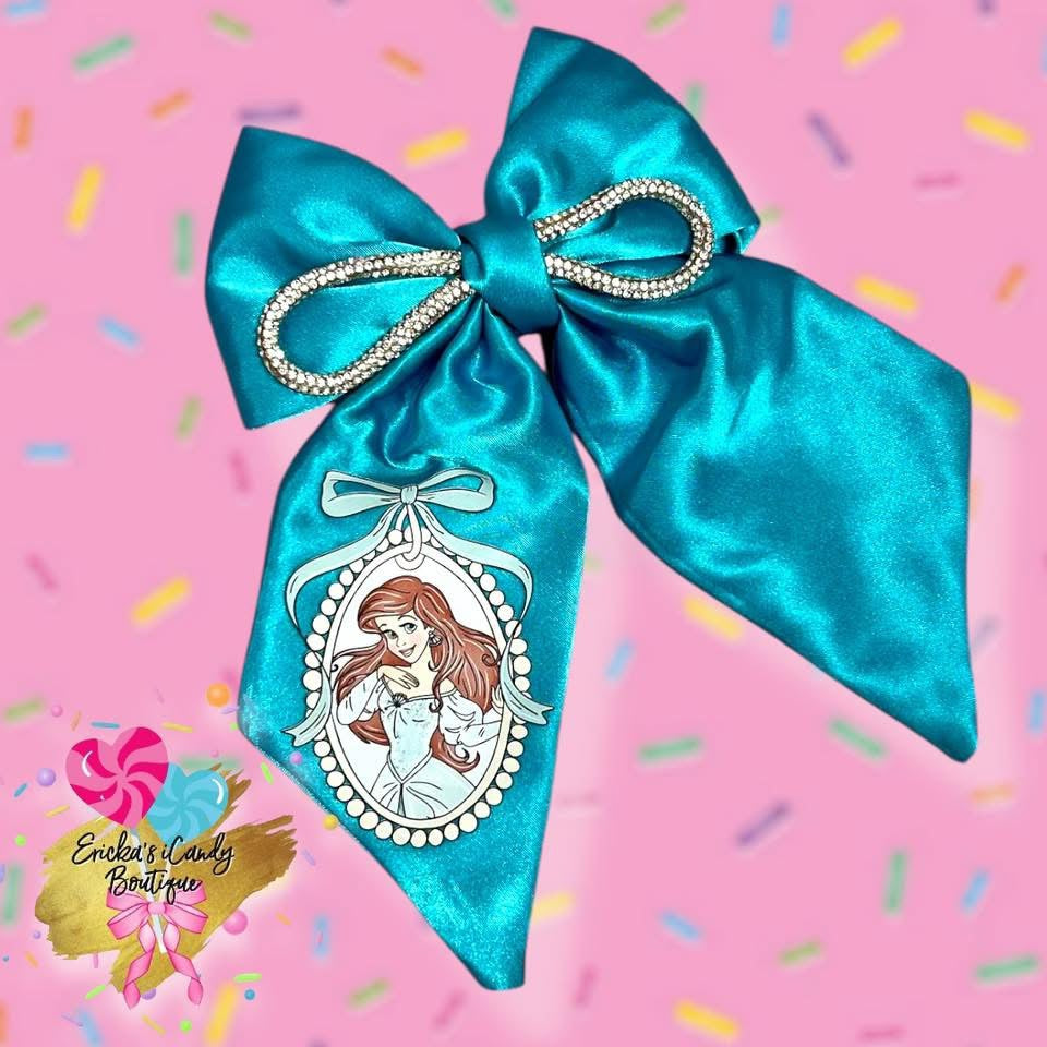Princesses  - Blingy Solii Sailor Bow
