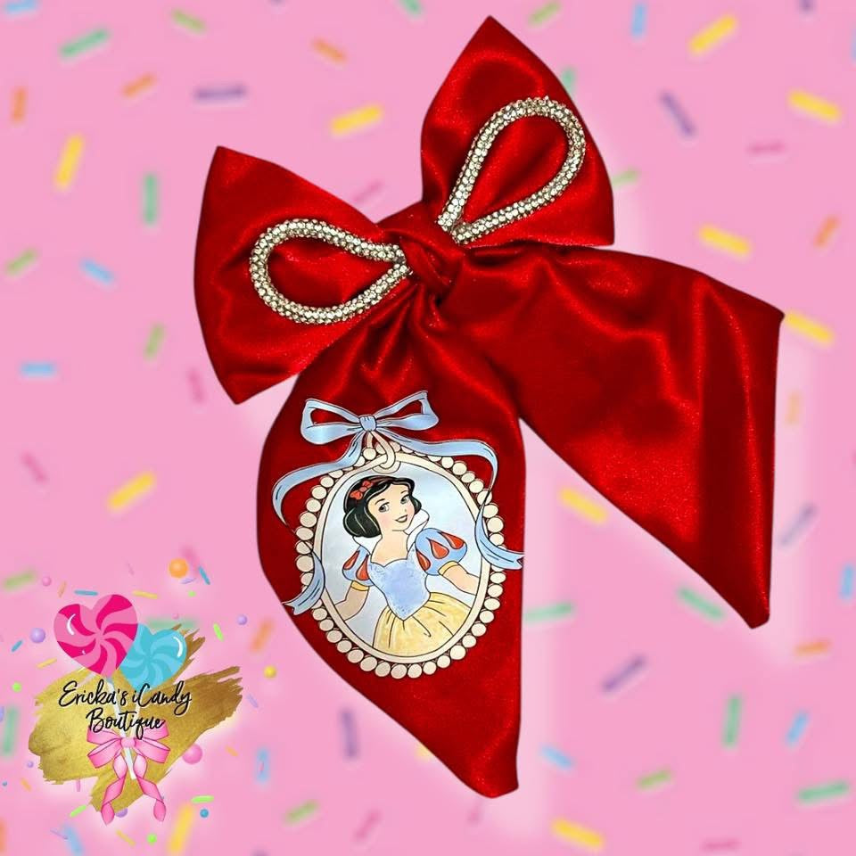 Princesses  - Blingy Solii Sailor Bow
